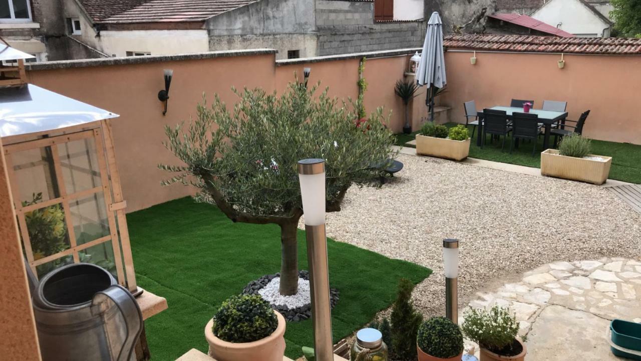Maison D Helene Villy  Zewnętrze zdjęcie